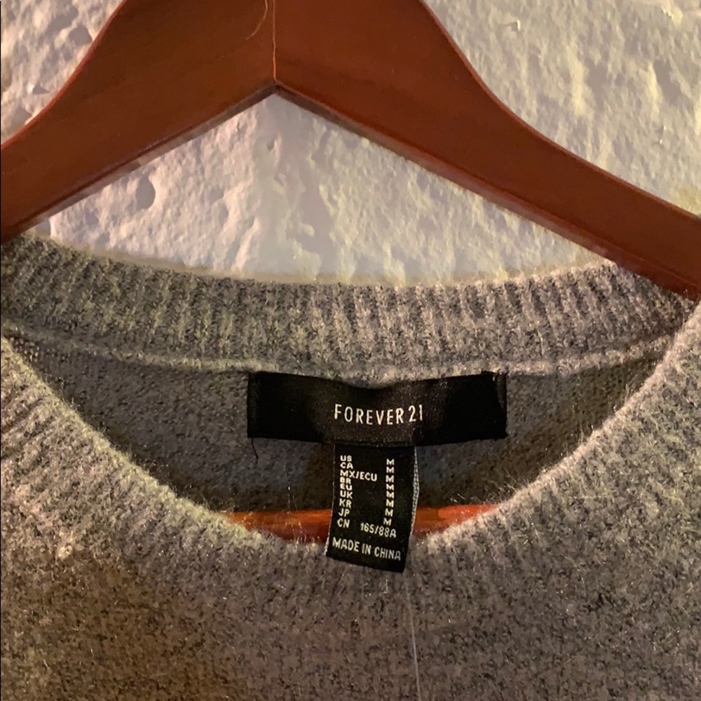Sweater - Picture 3 of 3